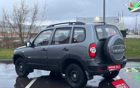 Chevrolet Niva I рестайлинг, 2011 год, 395 000 рублей, 3 фотография