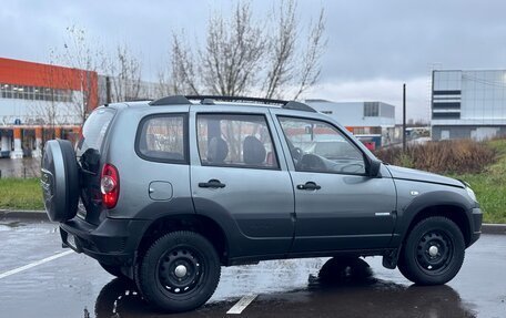 Chevrolet Niva I рестайлинг, 2011 год, 395 000 рублей, 4 фотография