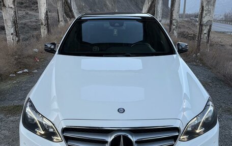 Mercedes-Benz E-Класс, 2014 год, 1 850 000 рублей, 3 фотография