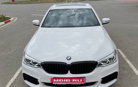 BMW 5 серия, 2019 год, 4 000 000 рублей, 6 фотография