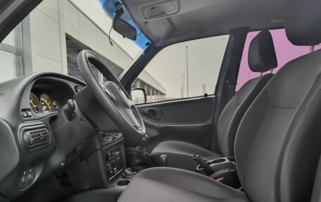 Chevrolet Niva I рестайлинг, 2018 год, 720 000 рублей, 10 фотография