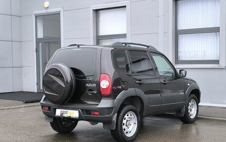 Chevrolet Niva I рестайлинг, 2018 год, 720 000 рублей, 5 фотография