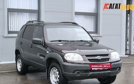 Chevrolet Niva I рестайлинг, 2018 год, 720 000 рублей, 3 фотография