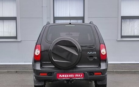 Chevrolet Niva I рестайлинг, 2018 год, 720 000 рублей, 6 фотография