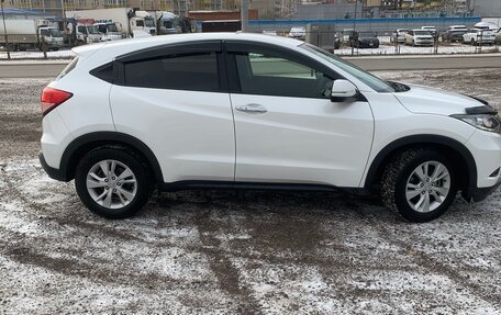 Honda Vezel, 2017 год, 1 810 000 рублей, 7 фотография