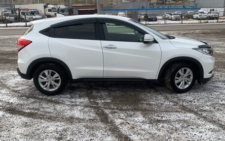 Honda Vezel, 2017 год, 1 810 000 рублей, 8 фотография