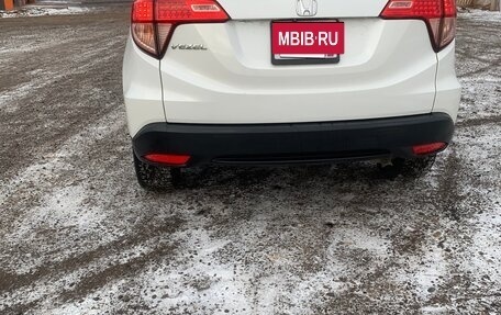 Honda Vezel, 2017 год, 1 810 000 рублей, 12 фотография