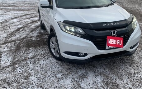 Honda Vezel, 2017 год, 1 810 000 рублей, 4 фотография