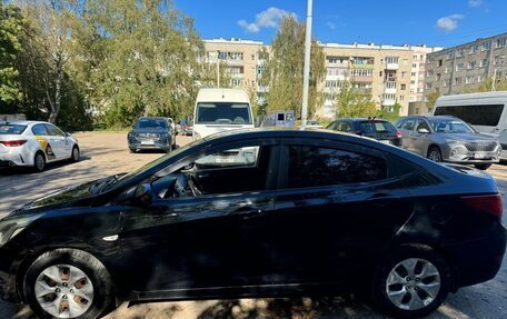 Hyundai Solaris II рестайлинг, 2015 год, 570 000 рублей, 2 фотография