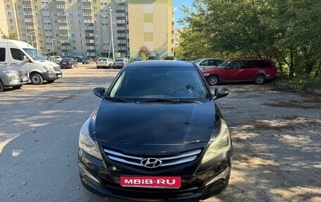 Hyundai Solaris II рестайлинг, 2015 год, 570 000 рублей, 1 фотография