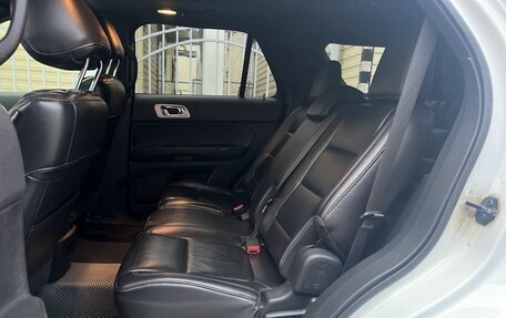 Ford Explorer VI, 2013 год, 2 150 000 рублей, 22 фотография