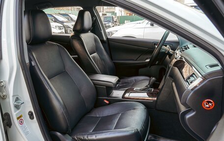 Toyota Camry, 2016 год, 2 300 000 рублей, 8 фотография