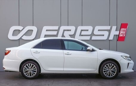 Toyota Camry, 2016 год, 2 300 000 рублей, 5 фотография