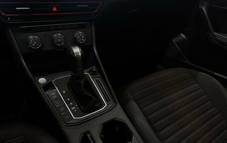 Volkswagen Lavida, 2022 год, 1 800 000 рублей, 14 фотография