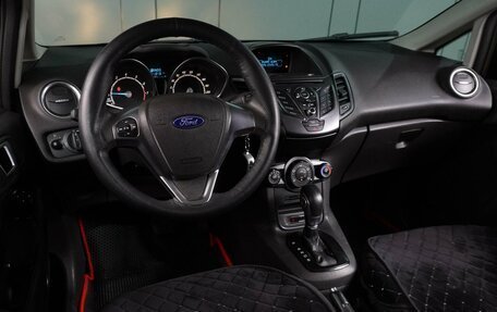 Ford Fiesta, 2015 год, 954 000 рублей, 6 фотография