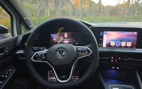 Volkswagen Golf VIII, 2021 год, 2 200 000 рублей, 9 фотография