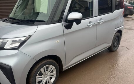 Toyota Roomy I, 2021 год, 1 078 000 рублей, 10 фотография