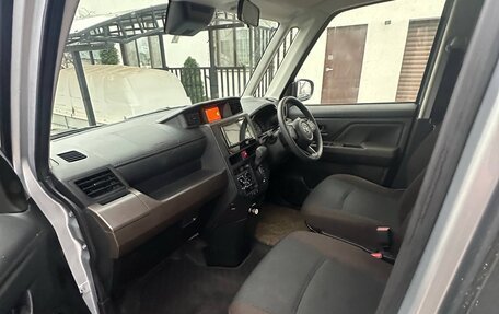 Toyota Roomy I, 2021 год, 1 078 000 рублей, 9 фотография