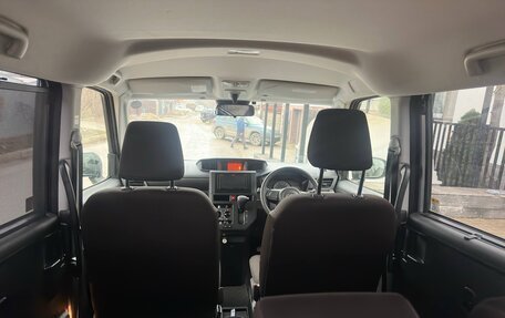 Toyota Roomy I, 2021 год, 1 078 000 рублей, 18 фотография