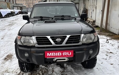 Nissan Patrol, 2000 год, 700 000 рублей, 2 фотография