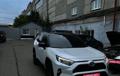 Toyota RAV4, 2021 год, 3 900 000 рублей, 1 фотография