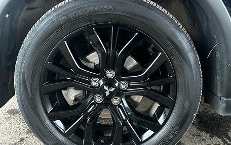 Mitsubishi Outlander III рестайлинг 3, 2021 год, 2 470 000 рублей, 21 фотография