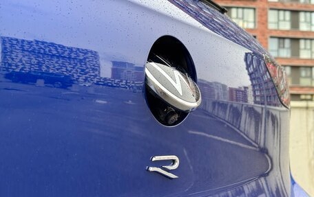 Volkswagen Golf R, 2021 год, 3 900 000 рублей, 10 фотография