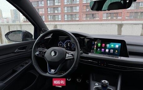 Volkswagen Golf R, 2021 год, 3 900 000 рублей, 22 фотография