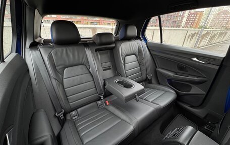 Volkswagen Golf R, 2021 год, 3 900 000 рублей, 34 фотография