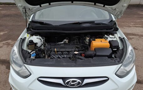 Hyundai Solaris II рестайлинг, 2012 год, 609 000 рублей, 11 фотография