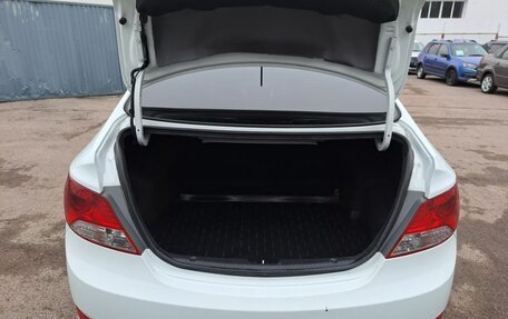 Hyundai Solaris II рестайлинг, 2012 год, 609 000 рублей, 12 фотография