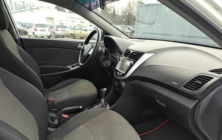 Hyundai Solaris II рестайлинг, 2012 год, 609 000 рублей, 13 фотография