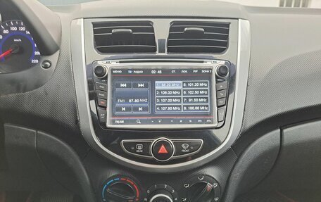 Hyundai Solaris II рестайлинг, 2012 год, 609 000 рублей, 18 фотография