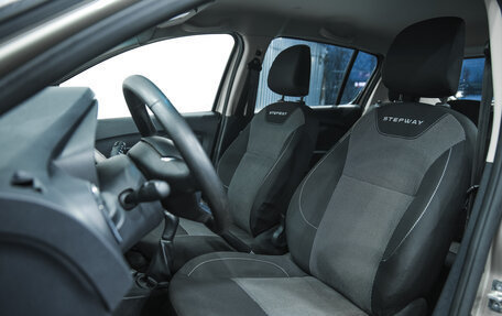 Renault Sandero II рестайлинг, 2018 год, 1 100 000 рублей, 5 фотография