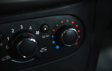 Renault Sandero II рестайлинг, 2018 год, 1 100 000 рублей, 16 фотография