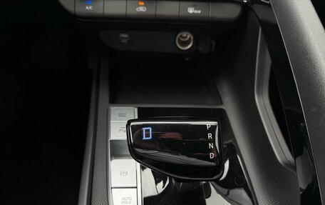 Hyundai Elantra, 2023 год, 2 200 000 рублей, 12 фотография