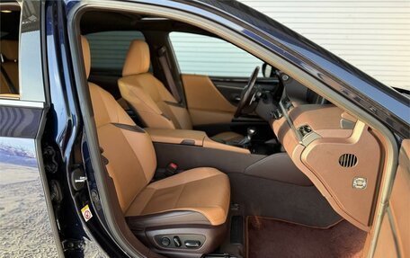 Lexus ES VII, 2019 год, 3 790 000 рублей, 12 фотография