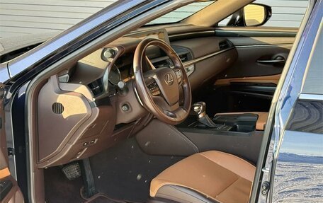 Lexus ES VII, 2019 год, 3 790 000 рублей, 9 фотография