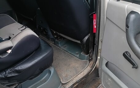 ЛуАЗ Patriot, 2011 год, 300 000 рублей, 6 фотография