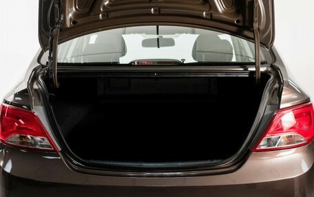 Hyundai Solaris II рестайлинг, 2016 год, 1 005 000 рублей, 13 фотография