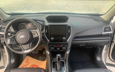 Subaru Forester, 2021 год, 1 980 000 рублей, 6 фотография