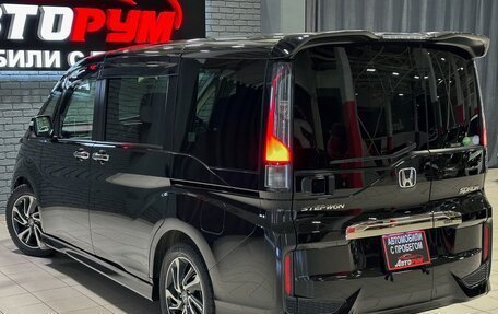 Honda Stepwgn IV, 2016 год, 2 057 000 рублей, 7 фотография