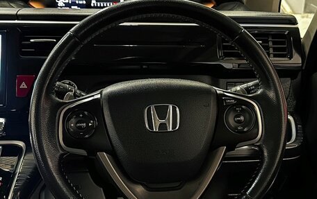 Honda Stepwgn IV, 2016 год, 2 057 000 рублей, 31 фотография