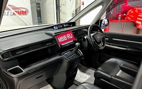 Honda Stepwgn IV, 2016 год, 2 057 000 рублей, 17 фотография