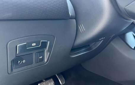 Land Rover Range Rover Velar I, 2018 год, 4 000 000 рублей, 3 фотография