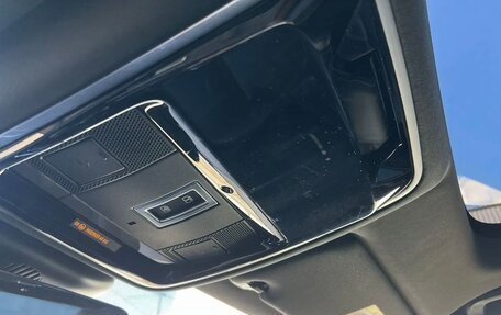 Land Rover Range Rover Velar I, 2018 год, 4 000 000 рублей, 6 фотография