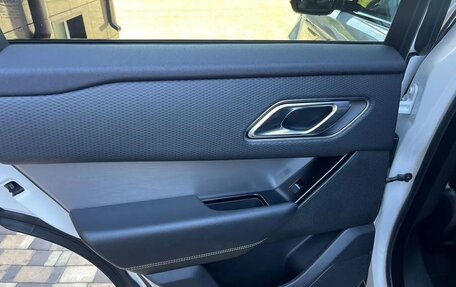 Land Rover Range Rover Velar I, 2018 год, 4 000 000 рублей, 16 фотография