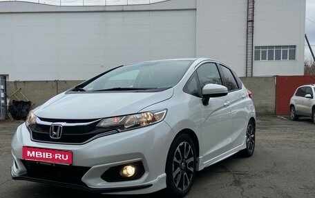 Honda Fit III, 2017 год, 1 400 000 рублей, 1 фотография