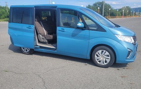 Honda Stepwgn IV, 2019 год, 1 840 000 рублей, 3 фотография