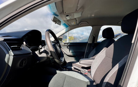 Skoda Rapid II, 2021 год, 1 199 999 рублей, 8 фотография